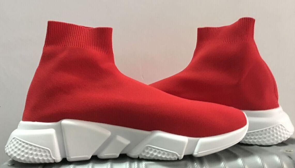 Designers Classic Men Ankle Boots Sneakers Trainer Black Red Triple Fashion Flat Sock Boot Sport Shoes Speed Runner r4
Designers Classic Men Ankle Boots Sneakers Trainer Black Red Triple Fashion Flat Sock Boot Sport Shoes Speed Runner r4