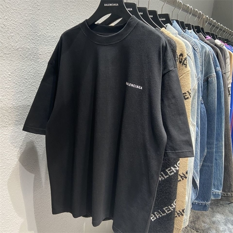 Designer Balenciga Mens Shirts High version Paris B classic defile printed cotton loose short sleeved Tshirt men women alike slim, Black
Designer Balenciga Mens Shirts High version Paris B classic defile printed cotton loose short sleeved Tshirt men women alike slim, Black
