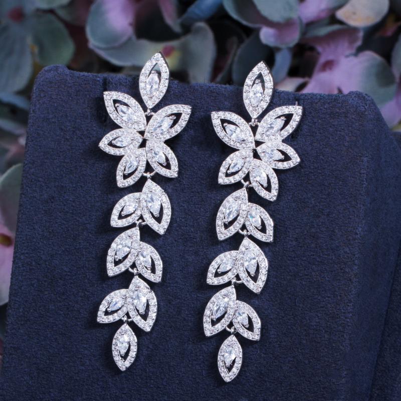 Dangle & Chandelier CWWZircons Poland Marquise Cubic Zirconia Cluster Dangling Drop Flower Leaf Long Earring For Women Wedding Banquet Jewel
Dangle & Chandelier CWWZircons Poland Marquise Cubic Zirconia Cluster Dangling Drop Flower Leaf Long Earring For Women Wedding Banquet Jewel