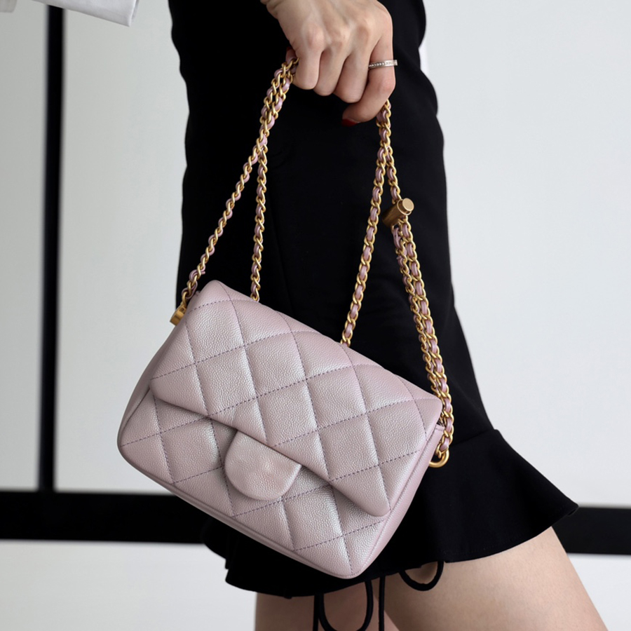 Mirror quality Classic Designer Flap Bag 19CM Women Evening Bags Cover Cross Body Bags Lady Purse Fashion Chains HandBag with box C036, Sky blue
Mirror quality Classic Designer Flap Bag 19CM Women Evening Bags Cover Cross Body Bags Lady Purse Fashion Chains HandBag with box C036, Sky blue