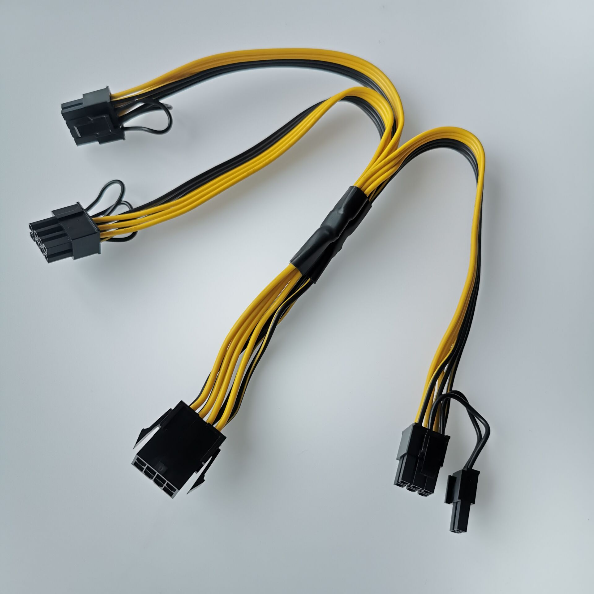 Host Case Mainboard Cable 8Pin CPU To 3-Port 8p 6+2pin Pci-e PCI Express GPU Graphics Video Card Power Supply Socket 16AWG+18AWG