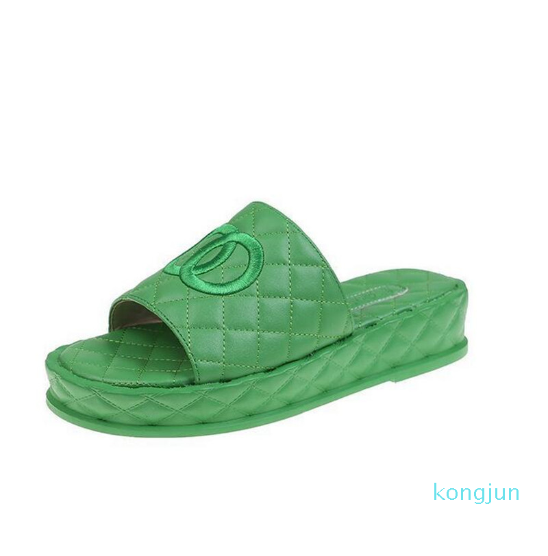 Fashion Women's Classic design Slippers beads Non-slip beach shoes high quality female comfortable leather slipper ladies flip-flops letter
Fashion Women's Classic design Slippers beads Non-slip beach shoes high quality female comfortable leather slipper ladies flip-flops letter