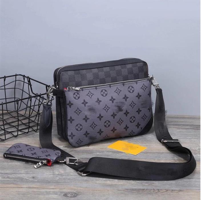 Men and Women Fashion Casual Shoulder Bags 3 Piece Sets Pouches Long Wallets Small Wallet Crossbody bags Cosmetic Bag GGs Louiseity Viutonity LVs YSLs, Courier bag
Men and Women Fashion Casual Shoulder Bags 3 Piece Sets Pouches Long Wallets Small Wallet Crossbody bags Cosmetic Bag GGs Louiseity Viutonity LVs YSLs, Courier bag