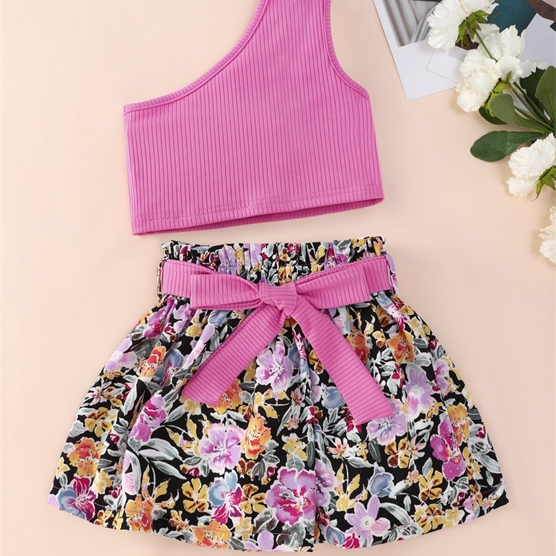 Toddler Girls Rib-knit One Shoulder Top & Floral Print Belted Skirt SHE05, Multicolor
Toddler Girls Rib-knit One Shoulder Top & Floral Print Belted Skirt SHE05, Multicolor