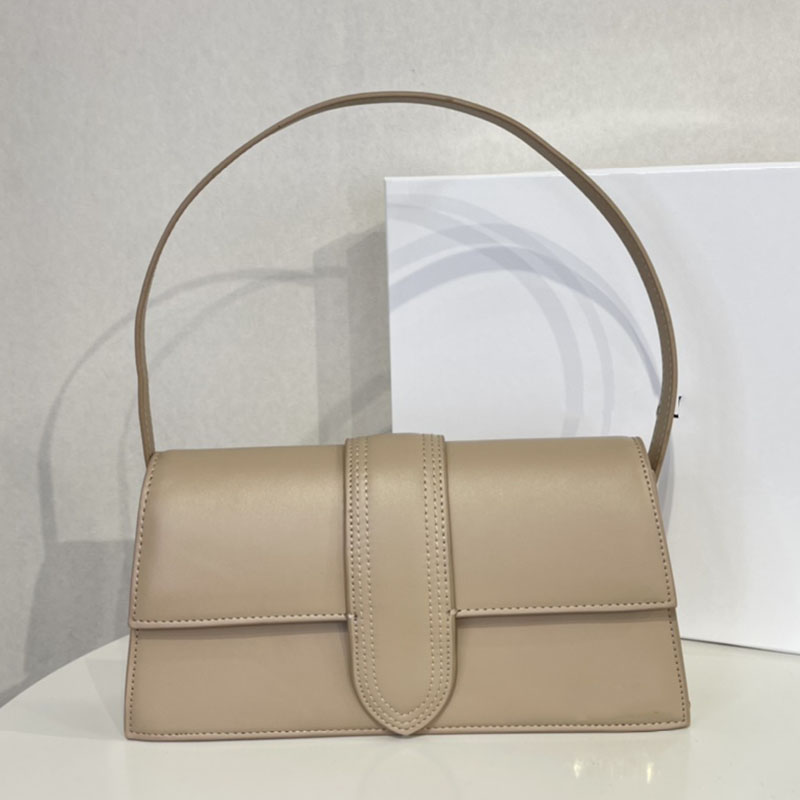 7A Designer Mini bag Shoulder Bags Luxury Totes leather Cross body Women Newest Trapezoid Wallet High-quality hand coin flap purse Two, Light blue (18cm)
7A Designer Mini bag Shoulder Bags Luxury Totes leather Cross body Women Newest Trapezoid Wallet High-quality hand coin flap purse Two, Light blue (18cm)