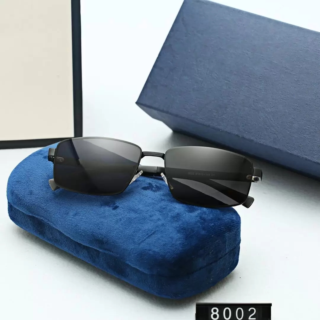 Luxury Vintage Men Outdoor Attitude Sunglasses Clssic Metal Square Full Frame Uv 400 Protection 9002 Eyewear Top Quality With Package
Luxury Vintage Men Outdoor Attitude Sunglasses Clssic Metal Square Full Frame Uv 400 Protection 9002 Eyewear Top Quality With Package