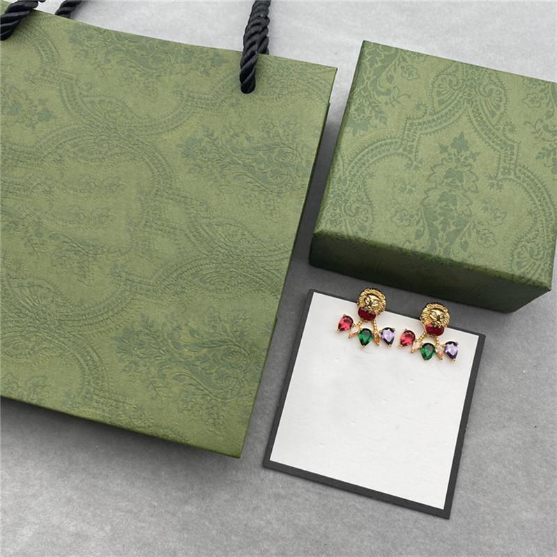 Chic Colored Pendant Earrings Charm Designer Tiger Head Letter Crystal Studs Women Colorful Diamond Eardrop With Gift Box
Chic Colored Pendant Earrings Charm Designer Tiger Head Letter Crystal Studs Women Colorful Diamond Eardrop With Gift Box