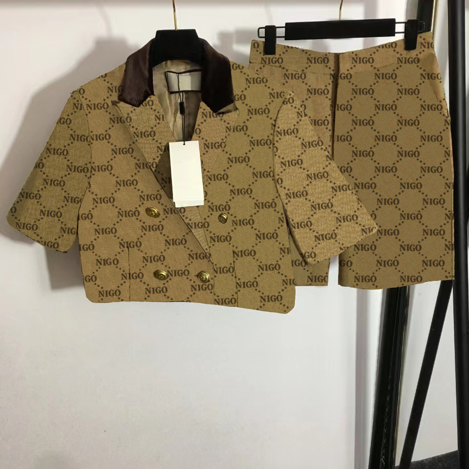 luxury Windsor brand Designer Star Arriving Red Carpet Academy Awards Summer Double Breasted Lapel Cropped Suit Shorts, Brown
luxury Windsor brand Designer Star Arriving Red Carpet Academy Awards Summer Double Breasted Lapel Cropped Suit Shorts, Brown