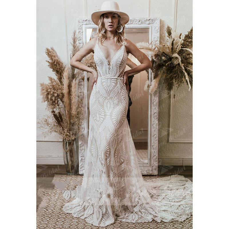 2022 Bohemian mermaid Wedding Dress V Neck Lace Boho Spaghetti Straps Backless Beach fisthail Bridal Gowns Vestido de novia