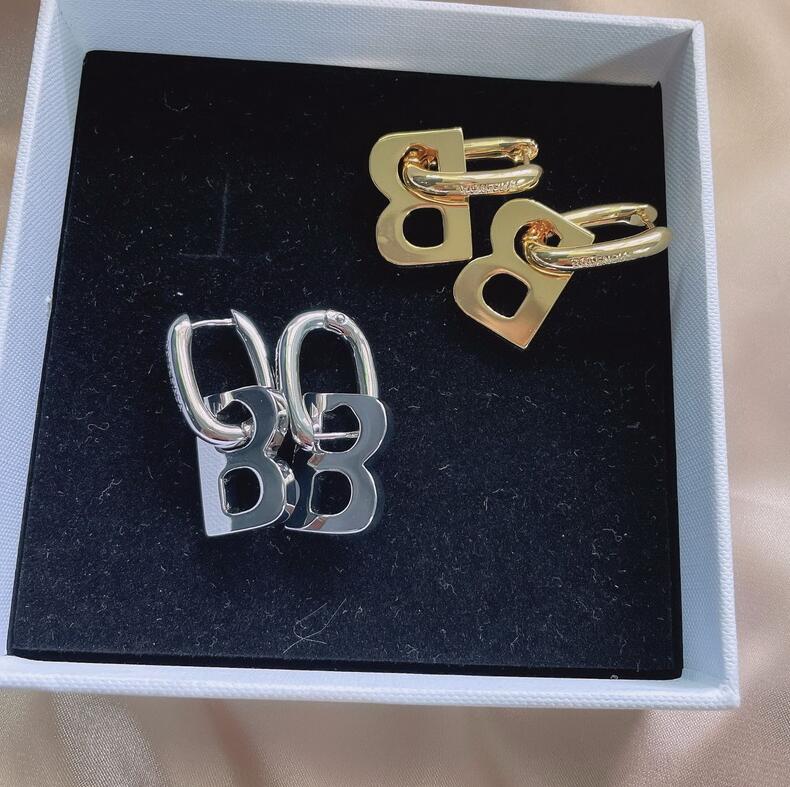 Fashion Women Dangle pearls Earring hoop High Quality new Unique Shaped Brand B letters Pendant with logo shiny non-fading ladies Chandelier Earrings B0-2-2
Fashion Women Dangle pearls Earring hoop High Quality new Unique Shaped Brand B letters Pendant with logo shiny non-fading ladies Chandelier Earrings B0-2-2