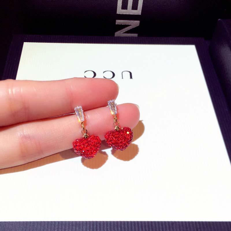 Dangle & Chandelier Korean Style Temperament Fashion Full Diamond Red Love Earrings High-end Sense Of Cold Wind Design
Dangle & Chandelier Korean Style Temperament Fashion Full Diamond Red Love Earrings High-end Sense Of Cold Wind Design
