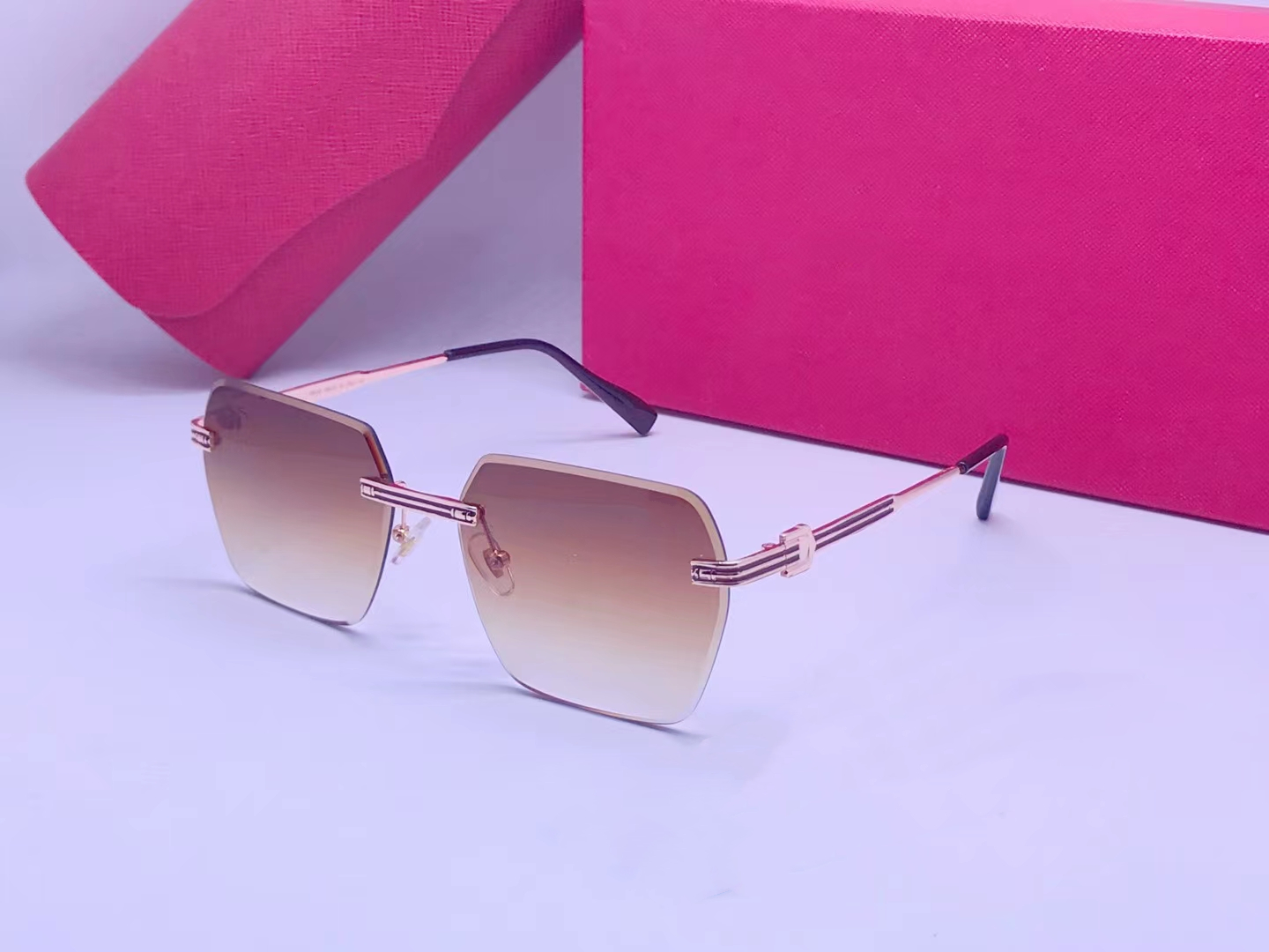 summer sunglasses For Men and Women style Anti-Ultraviolet New Hot Rectangular Square Rimless Gold Grey Gradient Women's Sunglasses
summer sunglasses For Men and Women style Anti-Ultraviolet New Hot Rectangular Square Rimless Gold Grey Gradient Women's Sunglasses