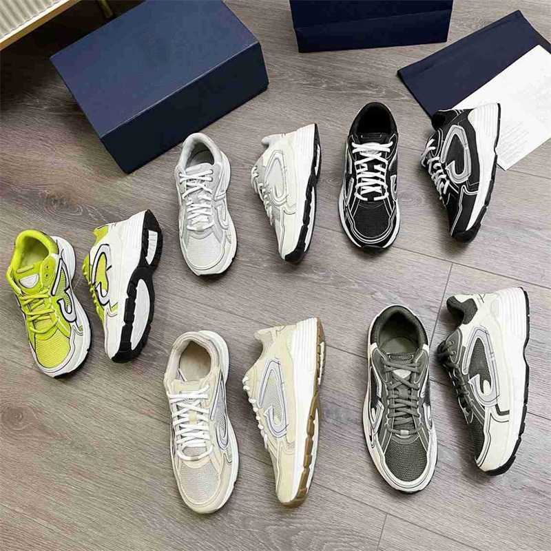 Mens Women Trainers Oblique Letter Technical Static Reflective Sneaker Suede Fabric Mesh Designer B30 Sneakers Calfskin Vintage Casual Shoes
Mens Women Trainers Oblique Letter Technical Static Reflective Sneaker Suede Fabric Mesh Designer B30 Sneakers Calfskin Vintage Casual Shoes