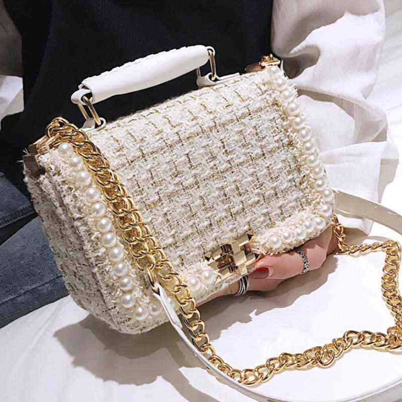 2020 Winter Fashion New Female Square Tote bag Quality Woolen Pearl Women's Designer Handbag Ladies Chain Shoulder Crossbody Bag X220331, Black
2020 Winter Fashion New Female Square Tote bag Quality Woolen Pearl Women's Designer Handbag Ladies Chain Shoulder Crossbody Bag X220331, Black