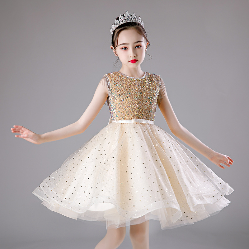 2023 Sequined Flower Girl Dresses Western Garden Weddings Sheer Cap Sleeve Appliqued Blingbling Toddler Kids Birthday Party Gowns
