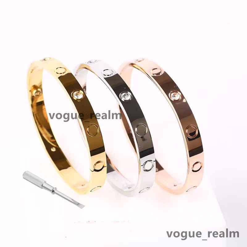 luxury Love Bangle Bracelets 18K female stainless steel screwdriver couple 316L love bracelet 4CZ men women jewelry Valentine Day gift accessories wholesale
luxury Love Bangle Bracelets 18K female stainless steel screwdriver couple 316L love bracelet 4CZ men women jewelry Valentine Day gift accessories wholesale