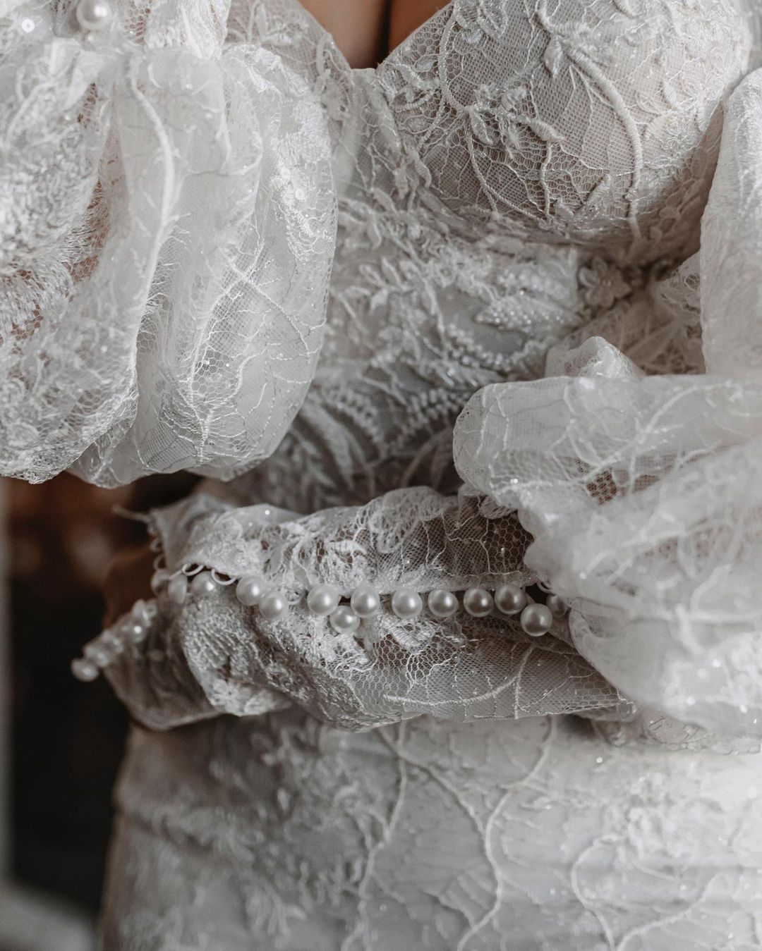 Unique Mermaid Wedding Dress With Strapless Long Sleeve High Collar Backless Lace Up Organza Applique Beads Formal Occasion Custom Made De Mariée