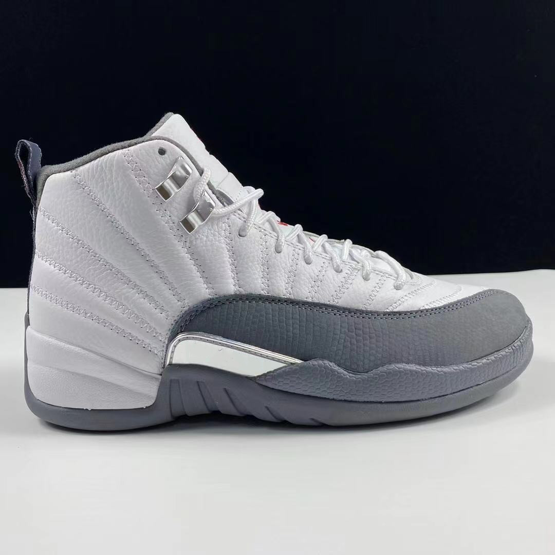 Brand Shoes high quality Authentic Jumpman 12 Basketball Designer 12S Reverse Flu Game Outdoor Sports Luxurys Designers Sneakers size 7-13, All with original logo
Brand Shoes high quality Authentic Jumpman 12 Basketball Designer 12S Reverse Flu Game Outdoor Sports Luxurys Designers Sneakers size 7-13, All with original logo