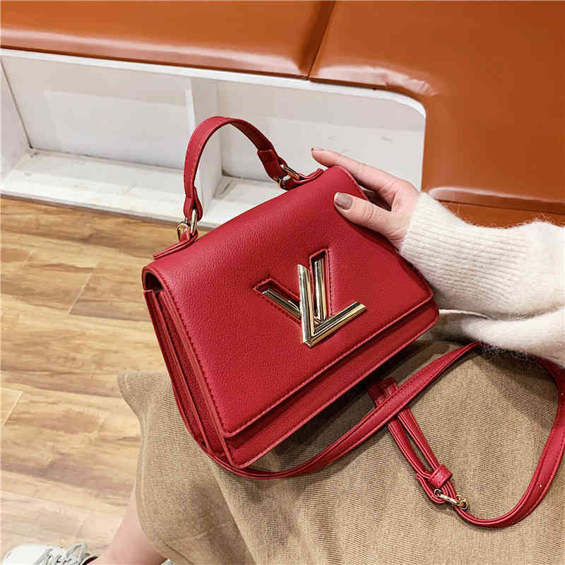 Ladies Fashion Luxury Brand Tide Bag Wholesale 2022 Women's New One Shoulder Texture Small Messenger Portable Net, White
Ladies Fashion Luxury Brand Tide Bag Wholesale 2022 Women's New One Shoulder Texture Small Messenger Portable Net, White