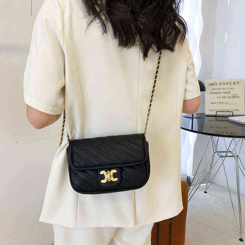Factory Online Export Designer Brand Bags Women's 2022 Summer New Simple Fashion Small Single Shoulder Messenger Chain High Texture Square, Purple
Factory Online Export Designer Brand Bags Women's 2022 Summer New Simple Fashion Small Single Shoulder Messenger Chain High Texture Square, Purple