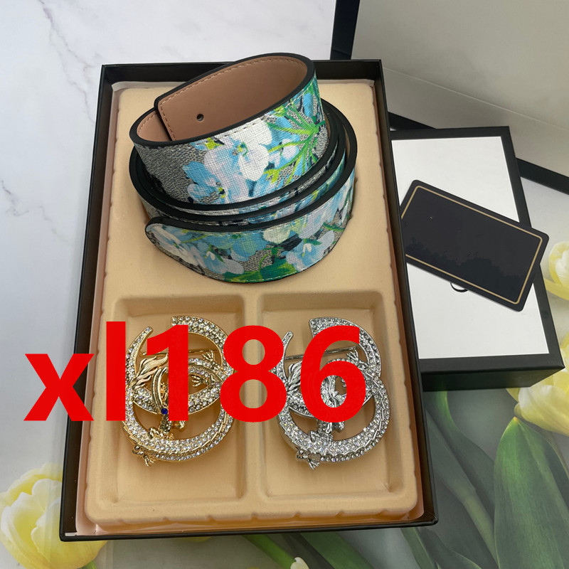Designer leather belt Blue flower print fashion GGS men's and women's belts Gold and silver buckle gift box size 105-125cm
Designer leather belt Blue flower print fashion GGS men's and women's belts Gold and silver buckle gift box size 105-125cm