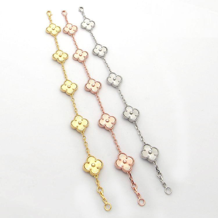 Luxury Designer Link Chain Bracelet Four-leaf Clover Cleef Bracelets Womens Fashion 18K Gold Bracelets Jewelry
Luxury Designer Link Chain Bracelet Four-leaf Clover Cleef Bracelets Womens Fashion 18K Gold Bracelets Jewelry