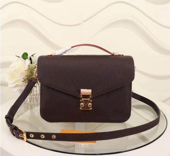 New pattern Fashion L Leather Shoulder Bags women famous casual designer Messenger Bag Cross Body chain Bag Handbags Satchel Purse Cosmetic 001
New pattern Fashion L Leather Shoulder Bags women famous casual designer Messenger Bag Cross Body chain Bag Handbags Satchel Purse Cosmetic 001