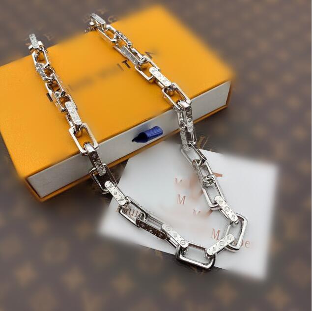 GGs Louiseity Viutonity LVs YSLs Fashion brand Metal carving Link Chain Luxury 18K gold silver Men women bracelets Necklace top Designer Jewelry Bracelet W/box
GGs Louiseity Viutonity LVs YSLs Fashion brand Metal carving Link Chain Luxury 18K gold silver Men women bracelets Necklace top Designer Jewelry Bracelet W/box