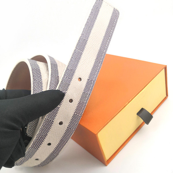 2021 brand belt, multi-color optional designer belts, high-quality men's and women's outdoor leisure luxury belts, Belt and box
2021 brand belt, multi-color optional designer belts, high-quality men's and women's outdoor leisure luxury belts, Belt and box