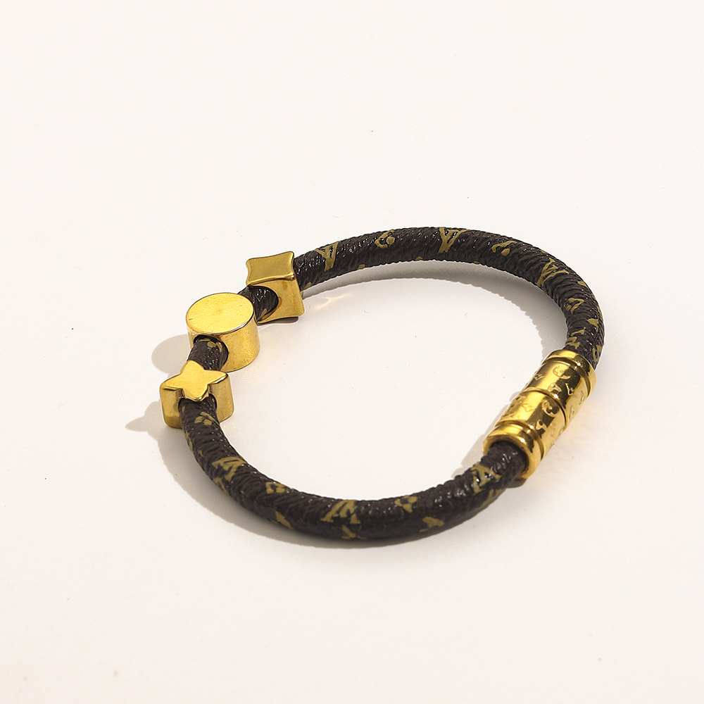 New Style Bracelets Women Bangle Designer Letter Jewelry Faux Leather 18K Gold Plated Stainless steel Bracelet Womens Wedding Gifts Accessories ZG1203
New Style Bracelets Women Bangle Designer Letter Jewelry Faux Leather 18K Gold Plated Stainless steel Bracelet Womens Wedding Gifts Accessories ZG1203