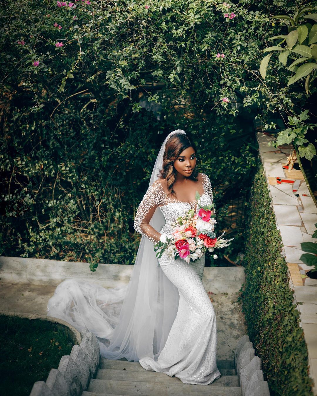 plus size arabic aso ebi luxurious mermaid sparkly wedding dress sheer neck pearls bridal gowns dresses zj330