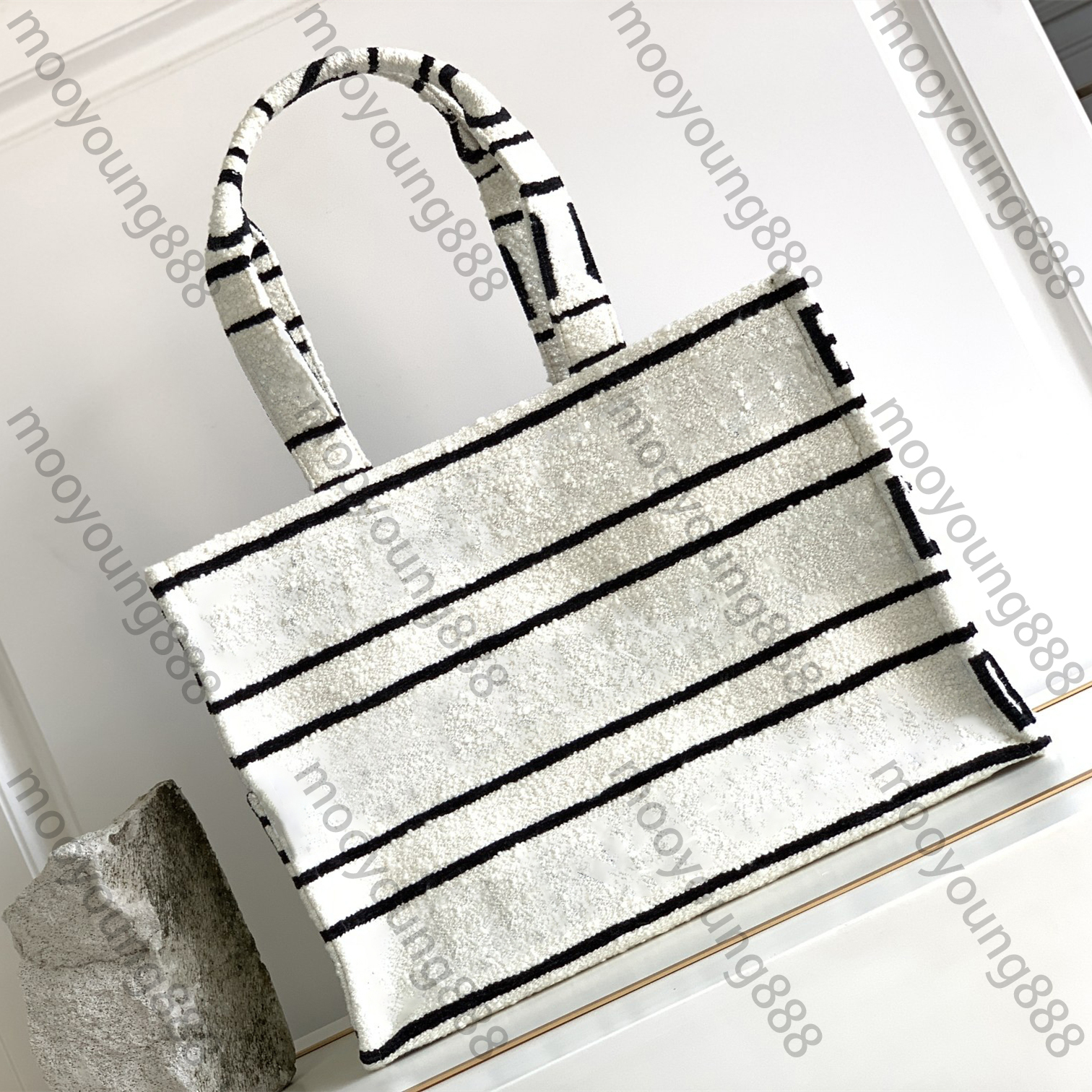 10A Top Tier Quality Luxuries Designers Cabas Thais Bag 41cm Large Womens Letter Print Handbag Shoulder White Bag Real Leather Shopping Bags Wallet With Dustbag, Upload pics to contact us
10A Top Tier Quality Luxuries Designers Cabas Thais Bag 41cm Large Womens Letter Print Handbag Shoulder White Bag Real Leather Shopping Bags Wallet With Dustbag, Upload pics to contact us