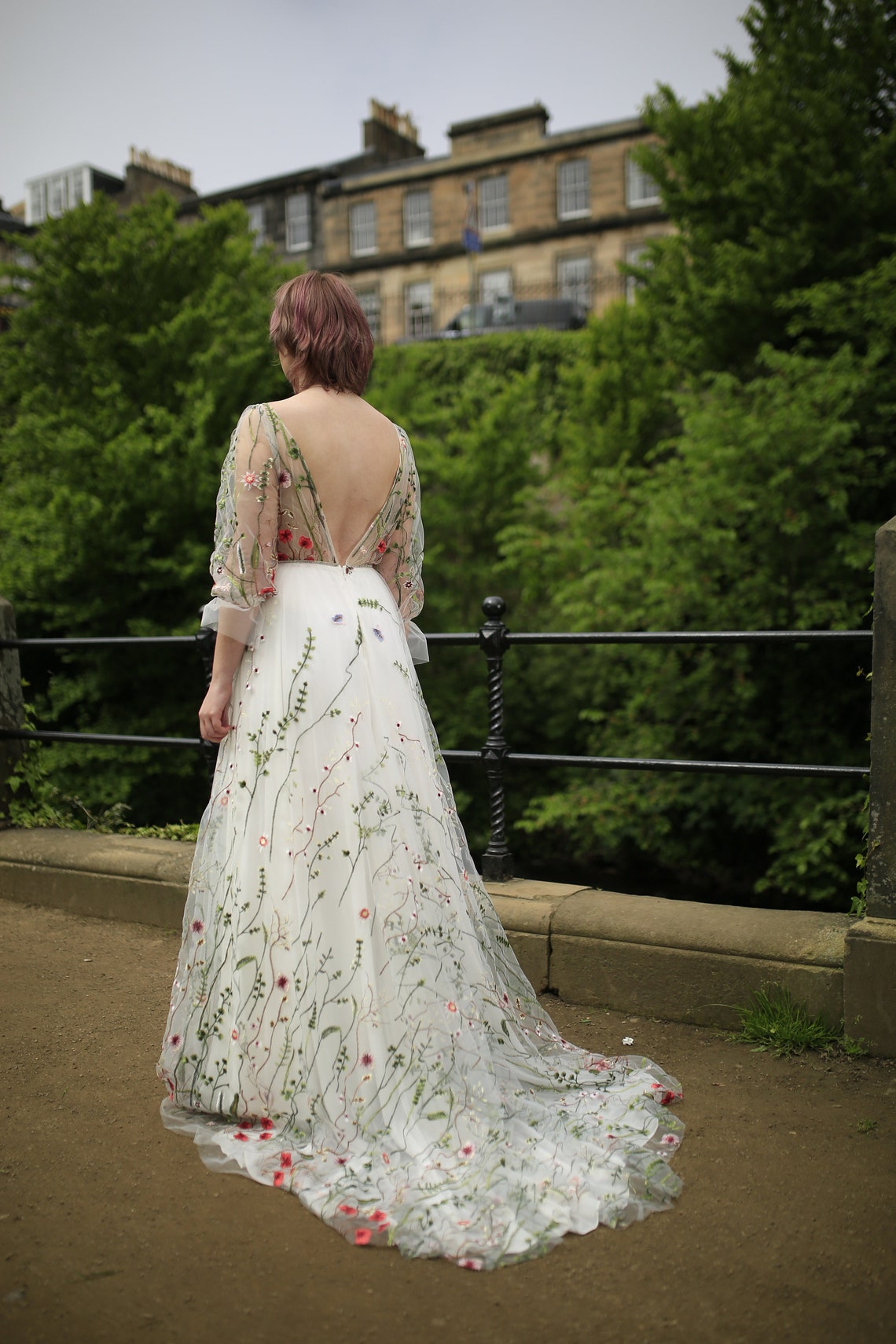 Pastrol Country A Line Wedding Dress Embroidery Floral Lace Beach Bridal Gowns Half Sleeve Sexy Backless Long Boho Bride Dresses 2022