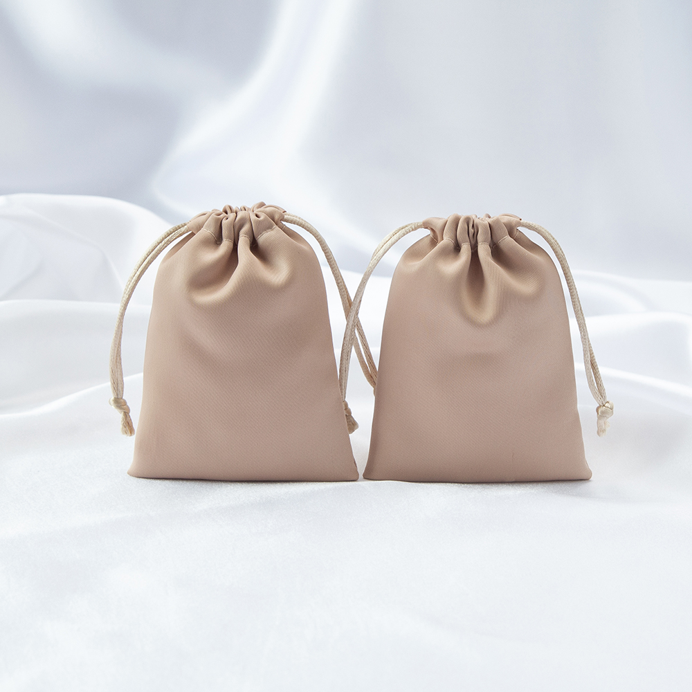 100pcs Custom Logo Peach Silk Jewelry Small Gift Bags Satin Drawstring Packaging Pouch for Necklace Wedding Favor Candy Goodie Bags
100pcs Custom Logo Peach Silk Jewelry Small Gift Bags Satin Drawstring Packaging Pouch for Necklace Wedding Favor Candy Goodie Bags