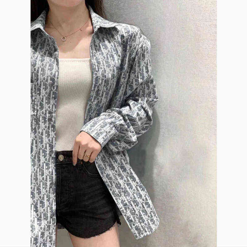 matching packaging autumn winter new couple style pocket splicing all over coat, Gray
matching packaging autumn winter new couple style pocket splicing all over coat, Gray