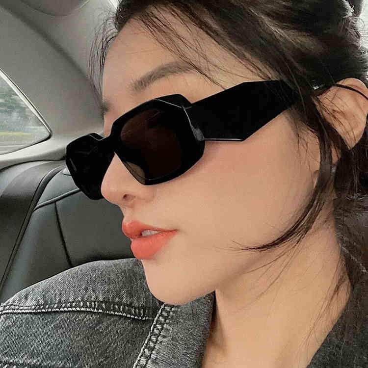 P's Irregular Designer brand Square mens Sunglasses uv400 high quality brands for women men New Women's Big Face Net Red Personalized sun glasses 3025
P's Irregular Designer brand Square mens Sunglasses uv400 high quality brands for women men New Women's Big Face Net Red Personalized sun glasses 3025