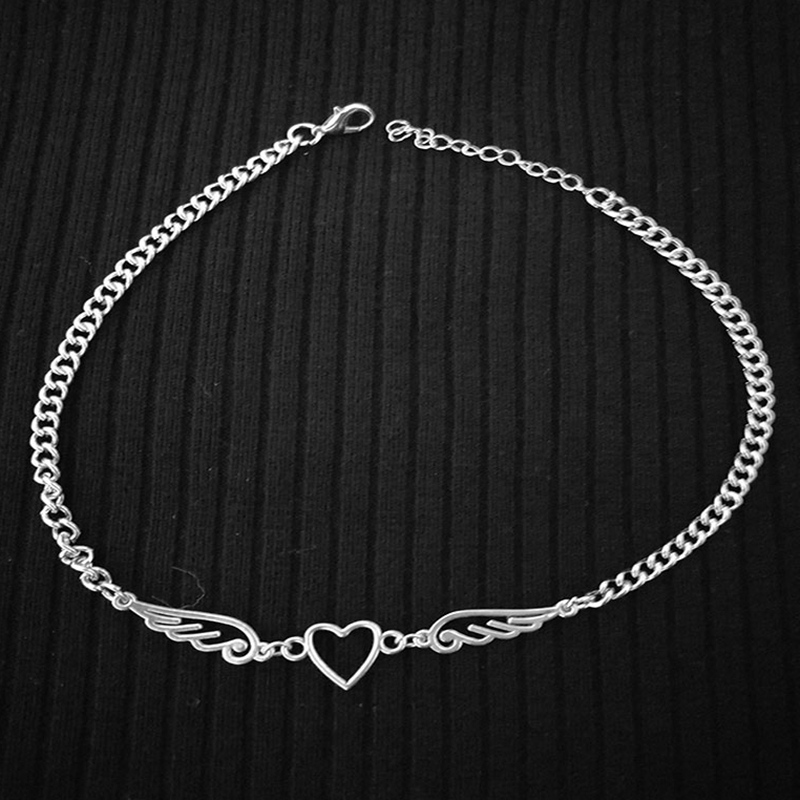 Gothic Punk girl Style Metal Hollow Out Heart Angel Feather Pendant Necklace Choker for Women Jewelry
Gothic Punk girl Style Metal Hollow Out Heart Angel Feather Pendant Necklace Choker for Women Jewelry
