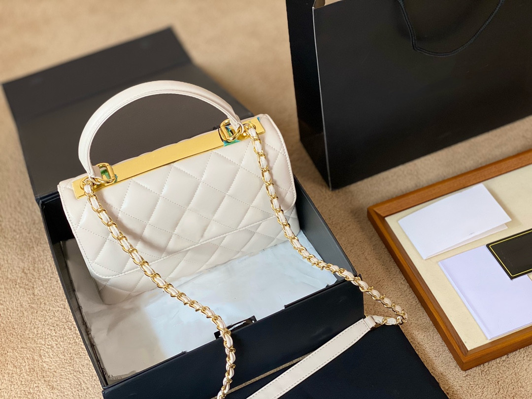 2022 wholesale top quality ladies bags classical female designers fashion luxury handbags gold hardware Grace Totes CrossBody shoulder bag Portable Wallet, Not sold separately
2022 wholesale top quality ladies bags classical female designers fashion luxury handbags gold hardware Grace Totes CrossBody shoulder bag Portable Wallet, Not sold separately