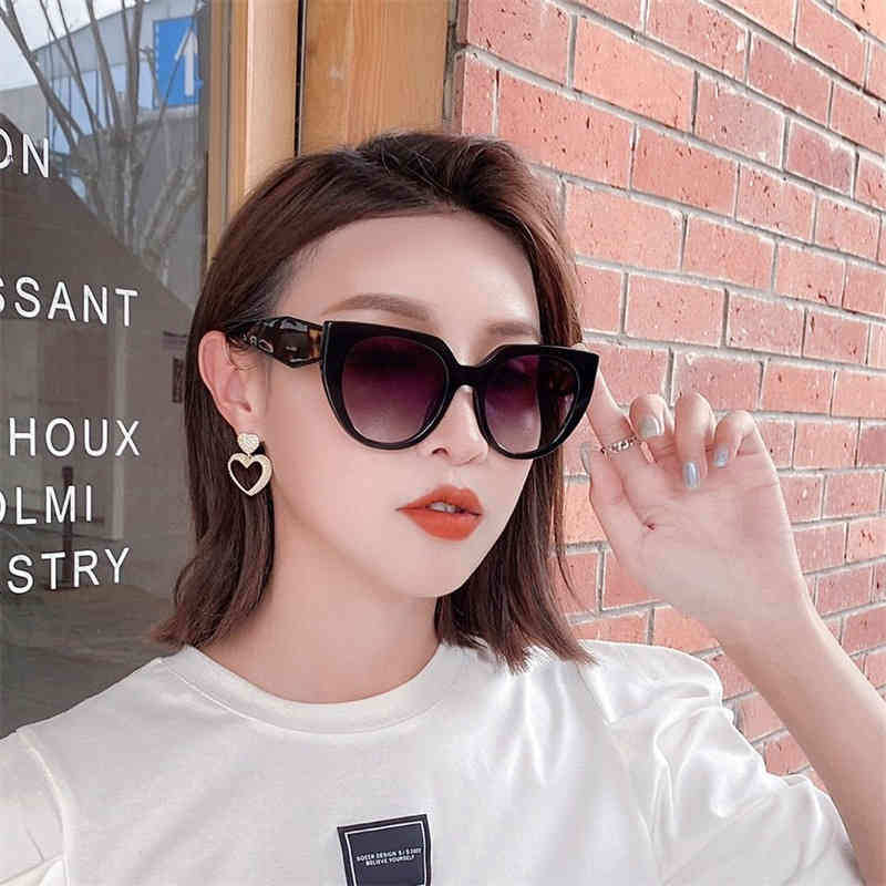 Sunglasses Women's net red same personalized round frame small face sunglasses spr14w
Sunglasses Women's net red same personalized round frame small face sunglasses spr14w