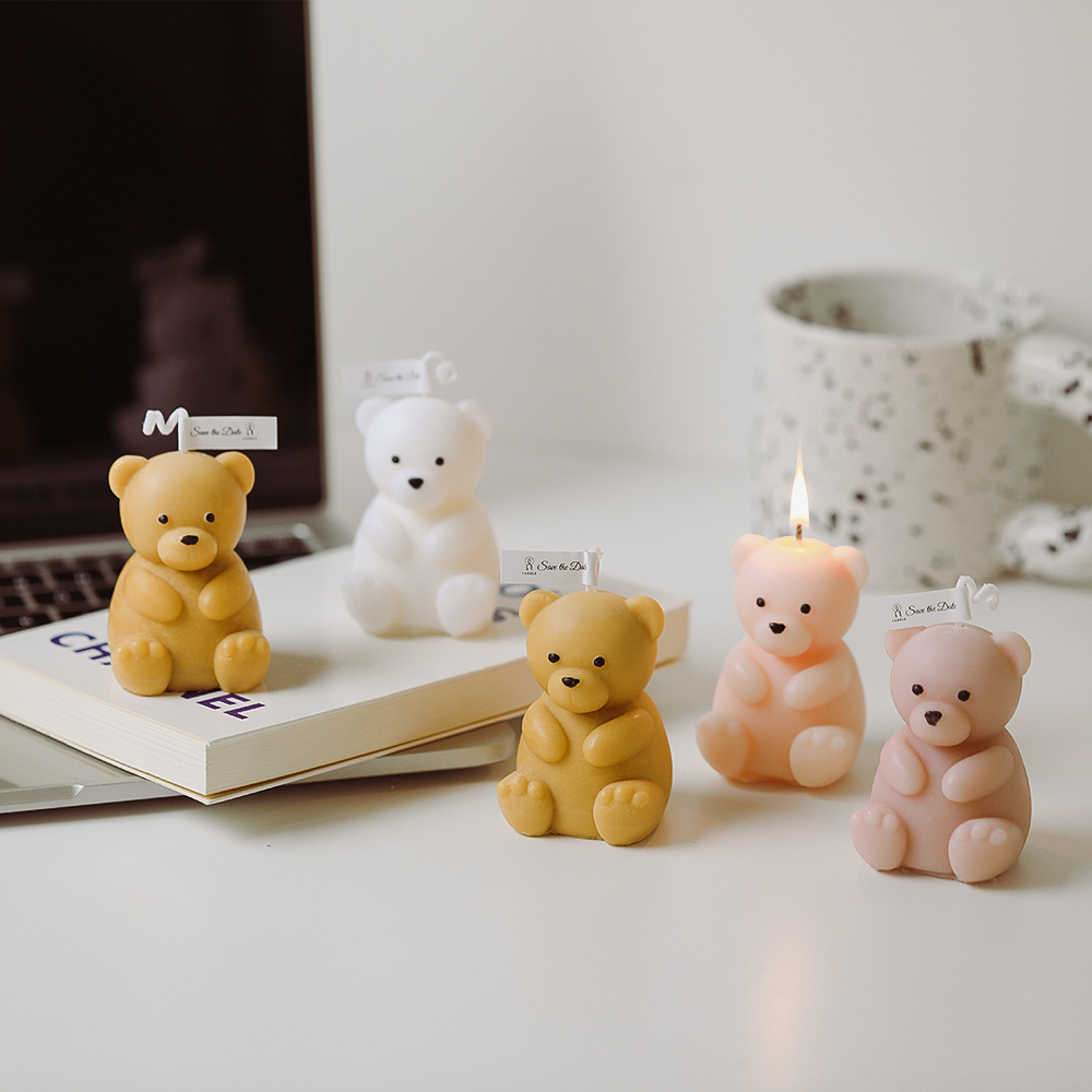 Children's birthday candles cartoon little bear scented candle creative cute aromatherapy handmade candle cake decor candle