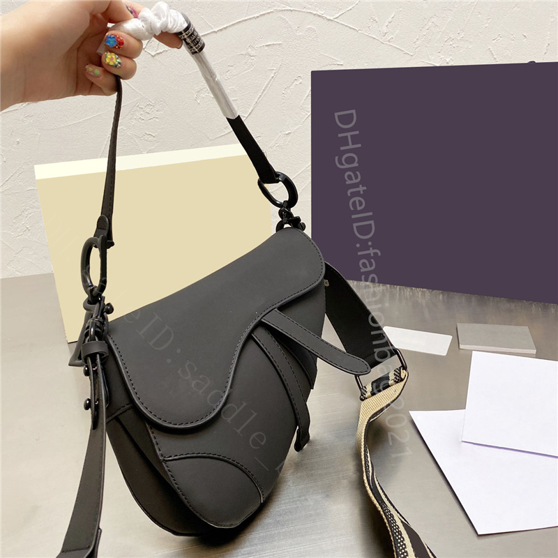 2021 Women Fashion Handbags Lady Totes Shoulder Bag Clutch Cross Body Luxury Saddle top Half Round Underarm Single Package Semicircle hot Crossbody purse wallets, Color q
2021 Women Fashion Handbags Lady Totes Shoulder Bag Clutch Cross Body Luxury Saddle top Half Round Underarm Single Package Semicircle hot Crossbody purse wallets, Color q