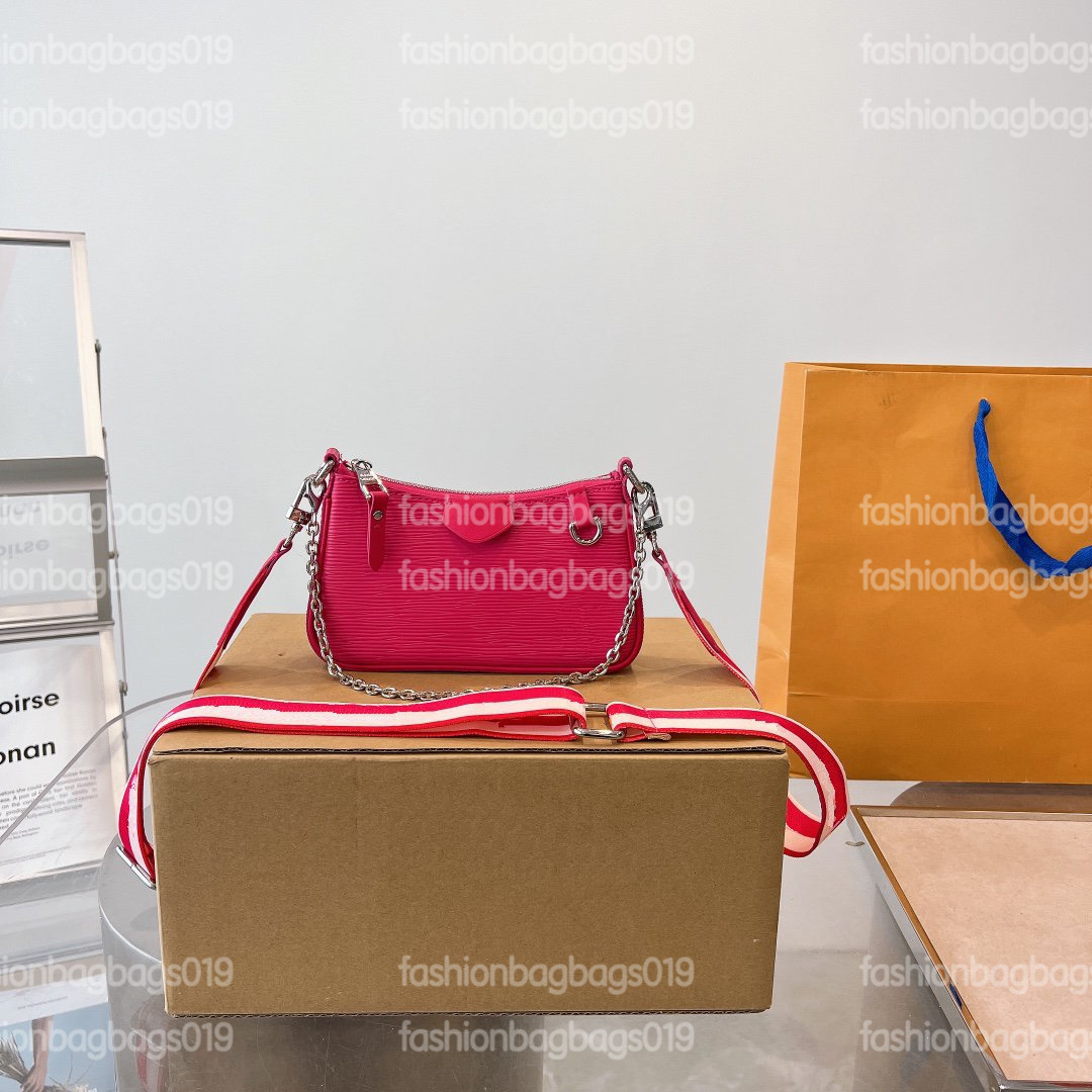Women Fashion POCHETTE Mini Bag Black Embossed Monograms Purse Wallet Easy Pouch On Strap Small Cross Body designer handbags Letter Flower Compact Shoulder Bags
Women Fashion POCHETTE Mini Bag Black Embossed Monograms Purse Wallet Easy Pouch On Strap Small Cross Body designer handbags Letter Flower Compact Shoulder Bags