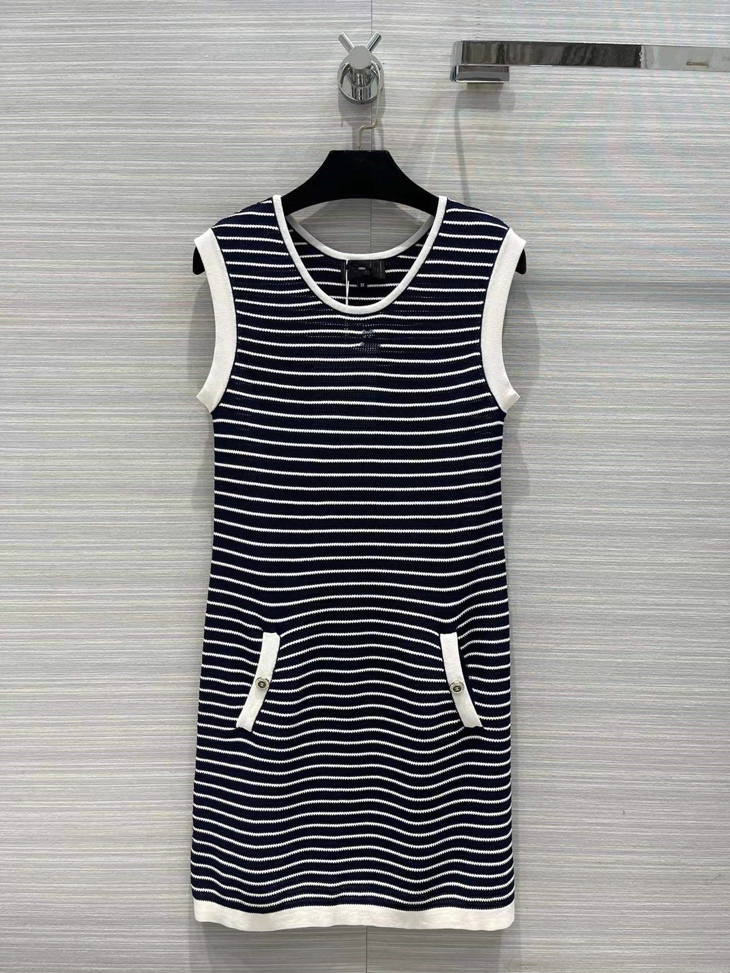 2022 Summer Autumn Short Sleeve O Neck Print Fashion Milan Runway Dress Designer Dress Brand Same Style Dress 0615-04, Picture color
2022 Summer Autumn Short Sleeve O Neck Print Fashion Milan Runway Dress Designer Dress Brand Same Style Dress 0615-04, Picture color