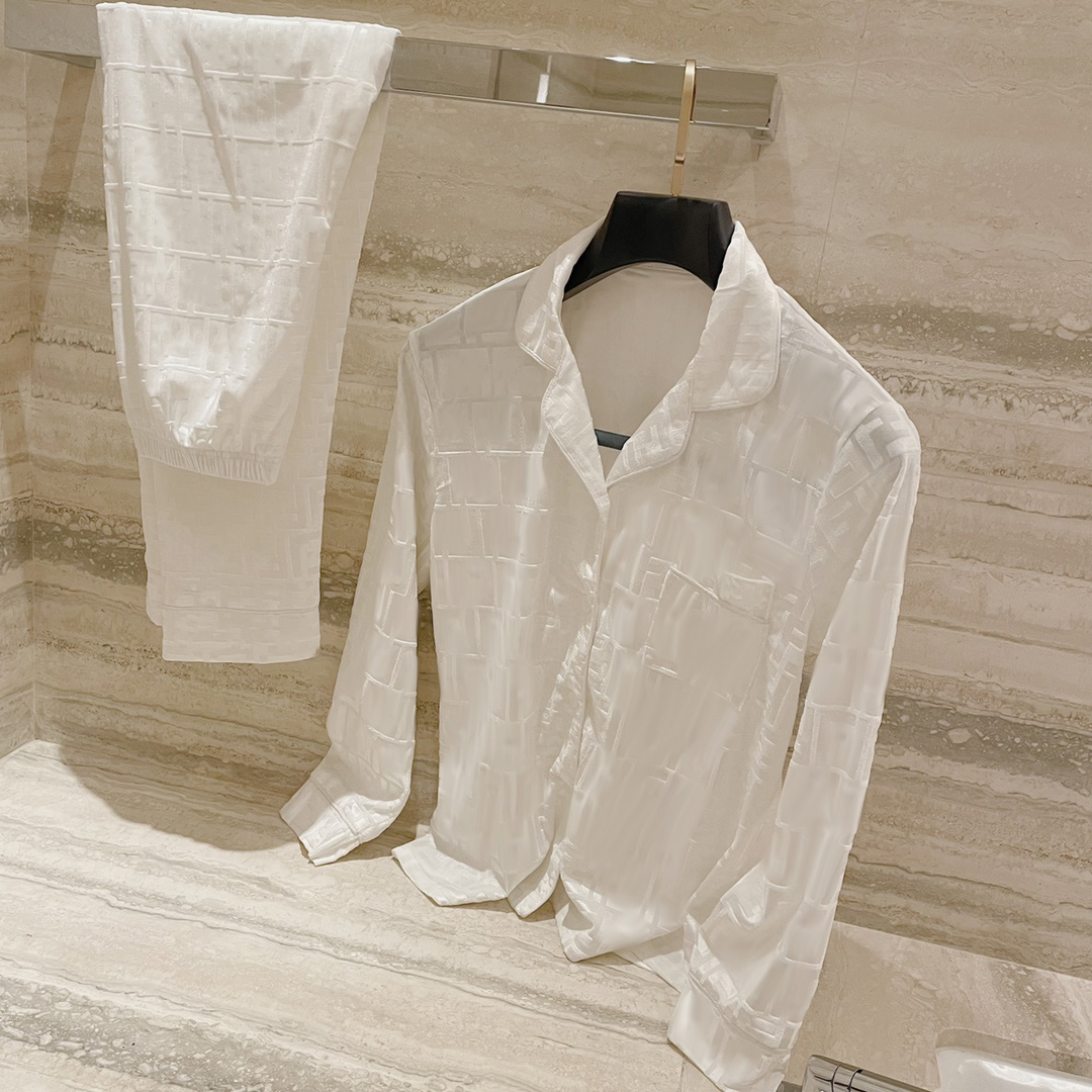 Mens pajamas thin velvet sleepwear letter embossed underwear designer womens Two piece Nightwear Leisure Homewear Long Sleeves couple Sleepwear -L, Consultative service
Mens pajamas thin velvet sleepwear letter embossed underwear designer womens Two piece Nightwear Leisure Homewear Long Sleeves couple Sleepwear -L, Consultative service