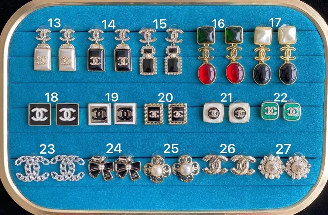 Chanel Earrings A4 - image