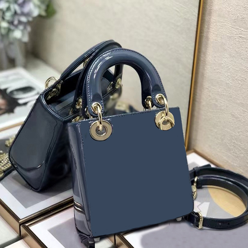 Designer Handbag High Quality Shoulder Bags Leather Diagonal Fashion Classic 4 Grid Thread All-Match Lady Crossbody Bag Diamond Lattice, Box
Designer Handbag High Quality Shoulder Bags Leather Diagonal Fashion Classic 4 Grid Thread All-Match Lady Crossbody Bag Diamond Lattice, Box