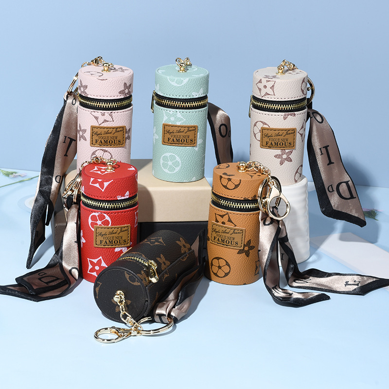 Designer Letter Printing Keychain Wallet Keyring Fashion Purse Pendant Car Chain Charm Bucket Bag Flower Mini Coin Holder Keychains Bag Trinket Gifts Accessories, Mixed colors
Designer Letter Printing Keychain Wallet Keyring Fashion Purse Pendant Car Chain Charm Bucket Bag Flower Mini Coin Holder Keychains Bag Trinket Gifts Accessories, Mixed colors