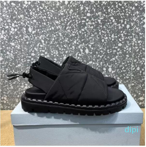 shoe designers down sandals Top quality Classic Triangular buckle Back Strap Shoe recommends flat heel Thick bottom non slip Casual Sandal
shoe designers down sandals Top quality Classic Triangular buckle Back Strap Shoe recommends flat heel Thick bottom non slip Casual Sandal