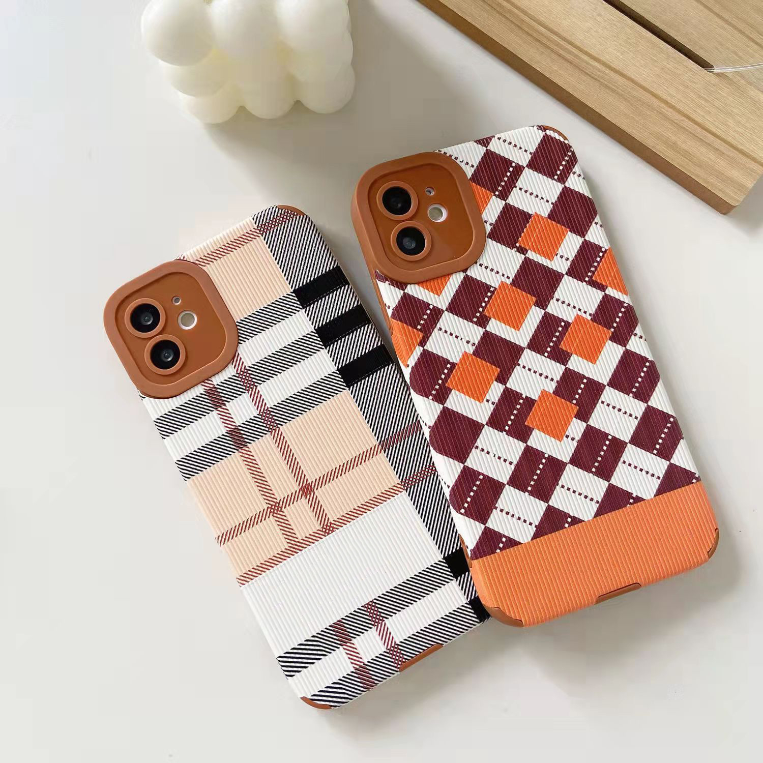 Luxurys designers Phone Case for iPhone case 7p 8p x XS XR xsmax 11 11pro 11promax 12 12mini 12Pro 12promax Protective shell Fall prevention, Dark brown
Luxurys designers Phone Case for iPhone case 7p 8p x XS XR xsmax 11 11pro 11promax 12 12mini 12Pro 12promax Protective shell Fall prevention, Dark brown