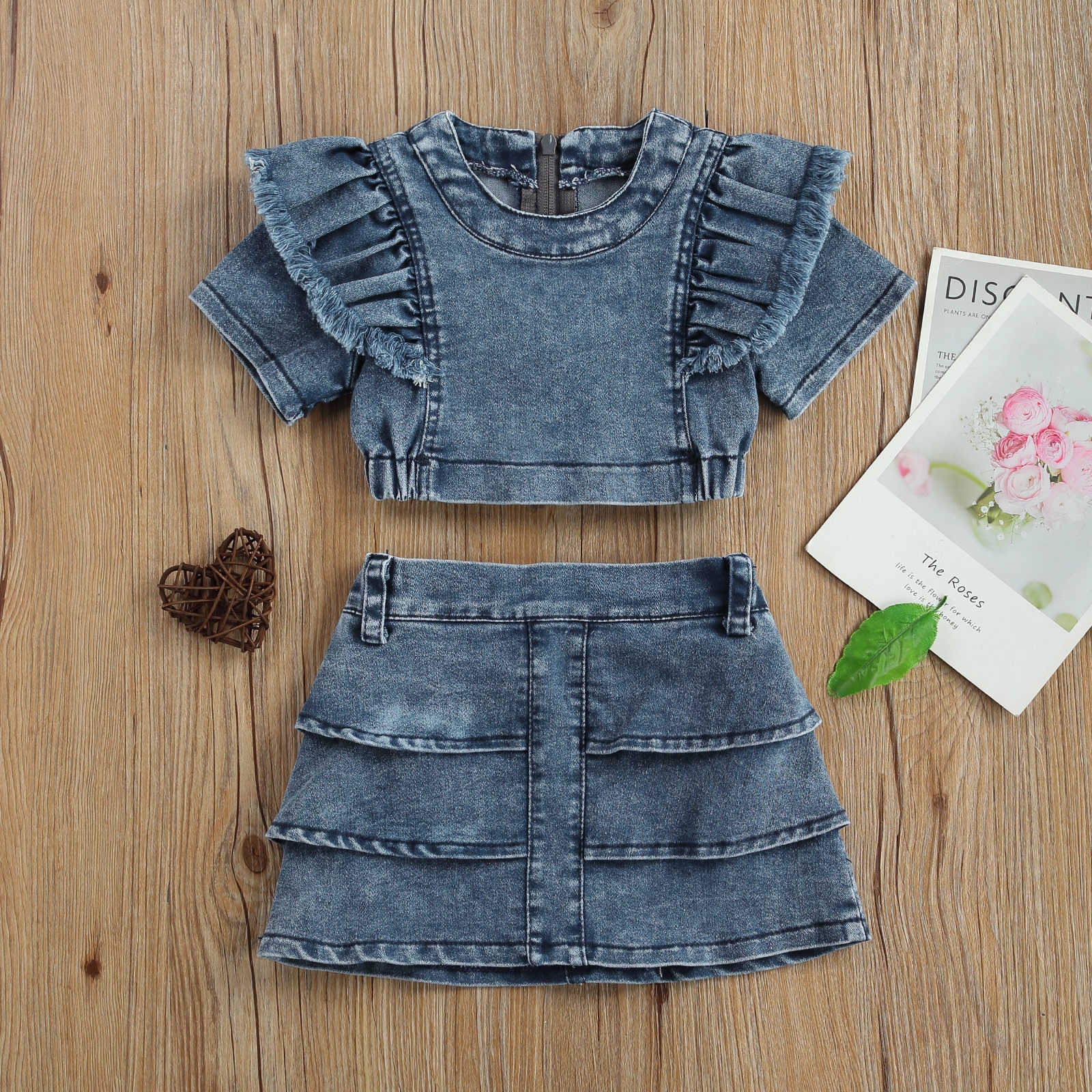 2 Piece Toddler Summer Outfits Set Solid Color O-neck Short Sleeves Crop Tops High-waist Layered Skirt For Girls 1-6 Years, Blue
2 Piece Toddler Summer Outfits Set Solid Color O-neck Short Sleeves Crop Tops High-waist Layered Skirt For Girls 1-6 Years, Blue